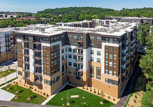 55+ Affordable Apartments in Minnetonka | Bren Road Station